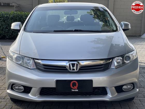 HONDA CIVIC 1.8 LXS 16V FLEX 4P AUTOMÁTICO HONDA CIVIC 1.8 LXS 16V FLEX 4P AUTOMÁTICO